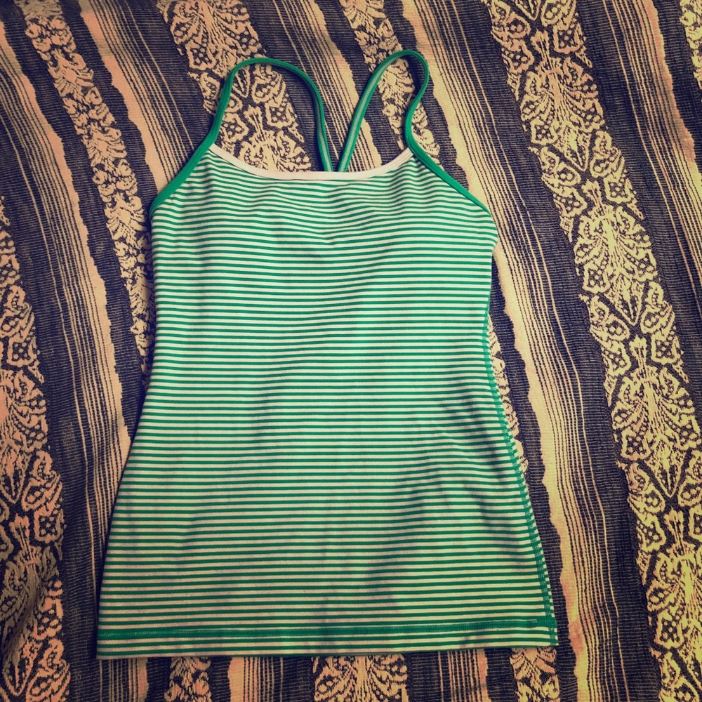 Lululemon striped Power Y top!
